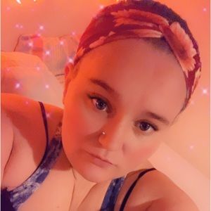 Meet your Posher, Brittney